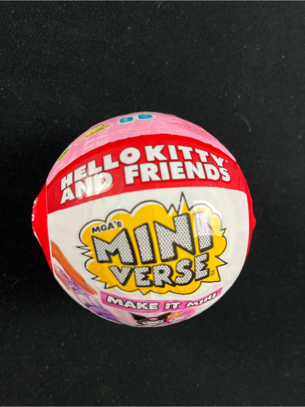 MGA Mini Verse Hello Kitty and Friends Surprise Ball - Pink & Red